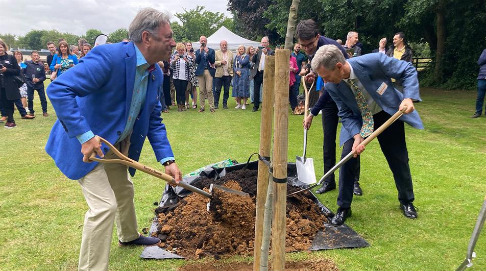 Titchmarsh and Roger Seabrook plant the Colegrave Seabrook Foundation tree